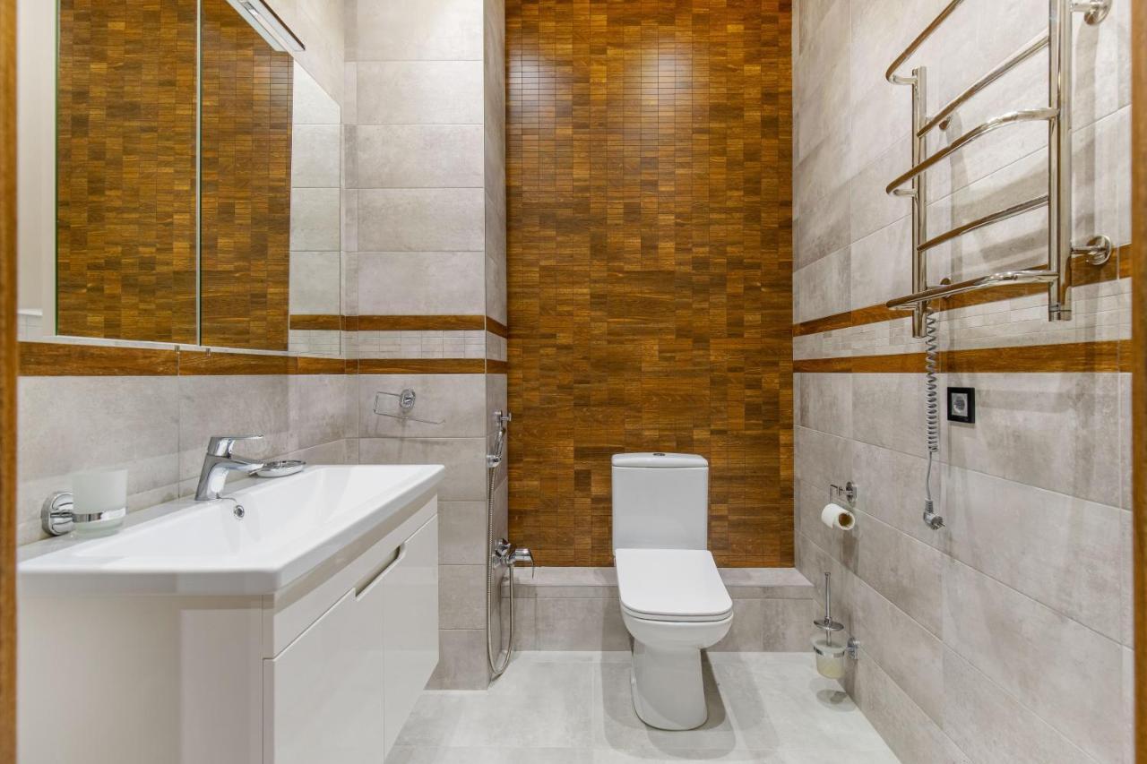 Sea Symphony Wood Style Apartment Odessa Buitenkant foto
